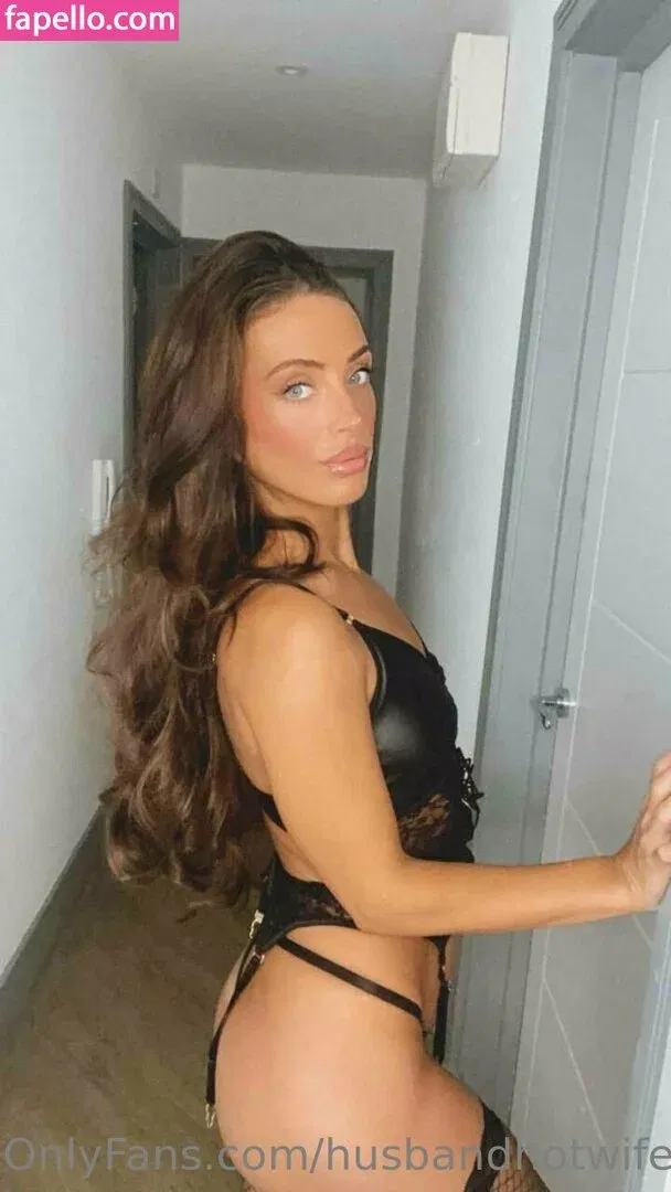 husbandhotwifeyx Onlyfans Photo Gallery 