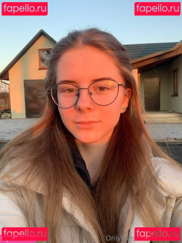 kirafirst Nude Onlyfans Photo 35