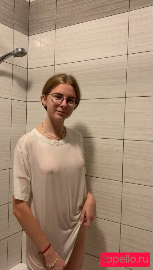 kirafirst Nude Onlyfans Photo 20