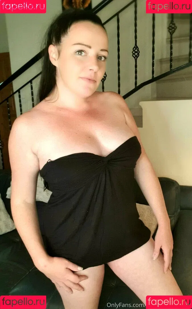 mrsnicolessecret Onlyfans Photo Gallery 