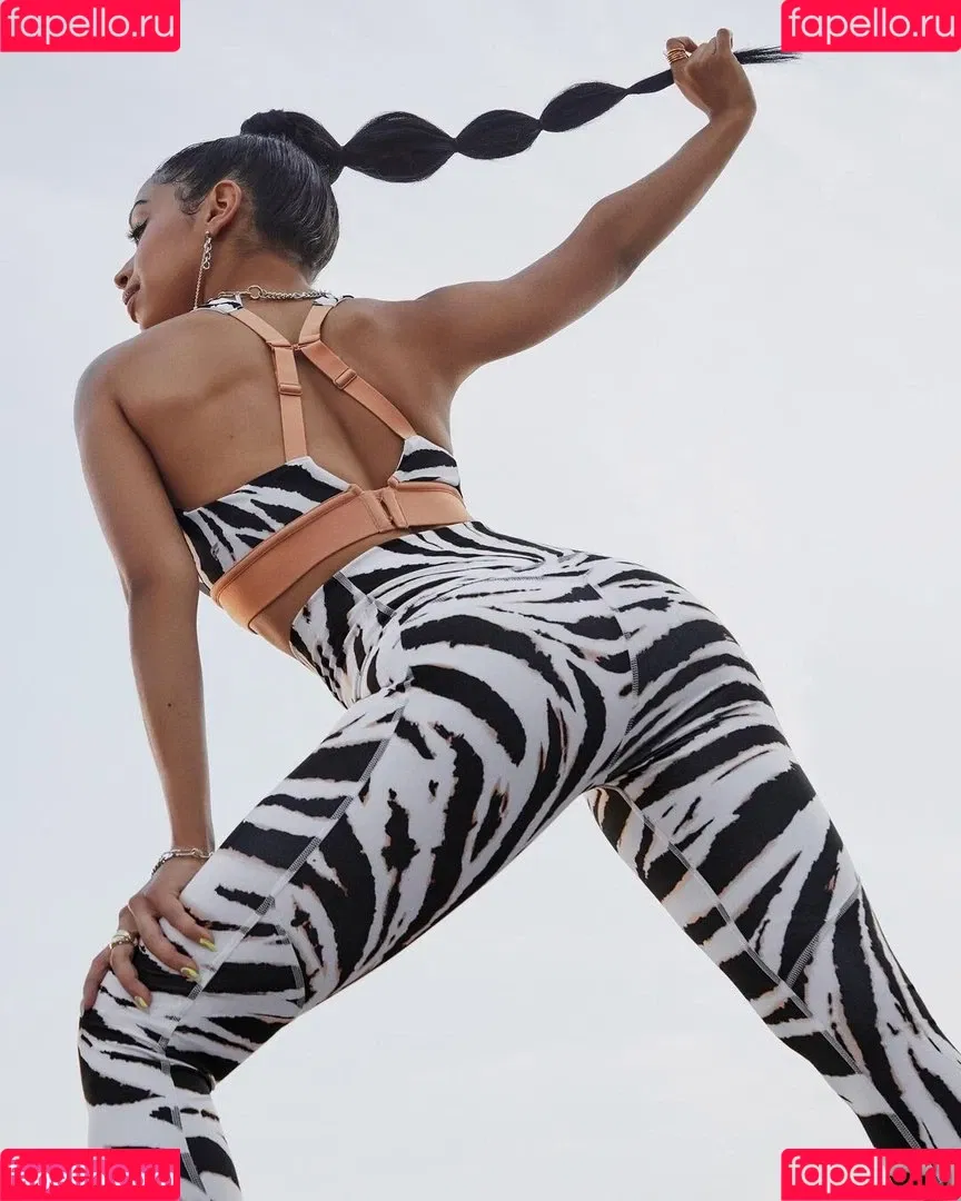 Liza Koshy Onlyfans Photo Gallery 