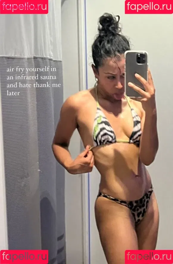Liza Koshy Onlyfans Photo Gallery 