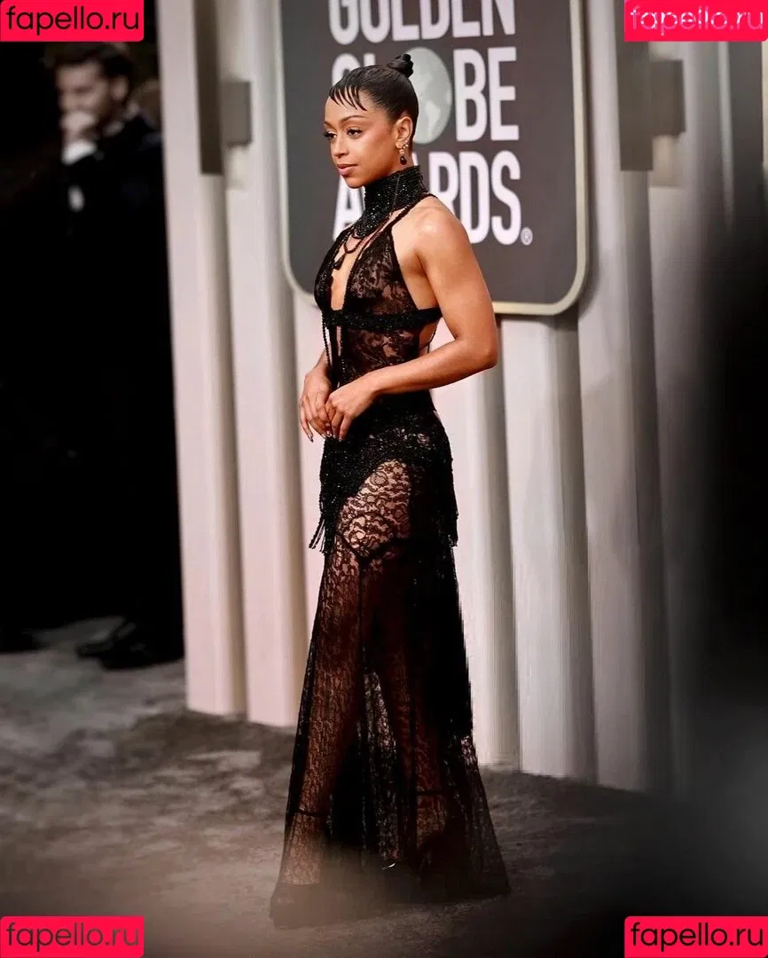 Liza Koshy Onlyfans Photo Gallery 