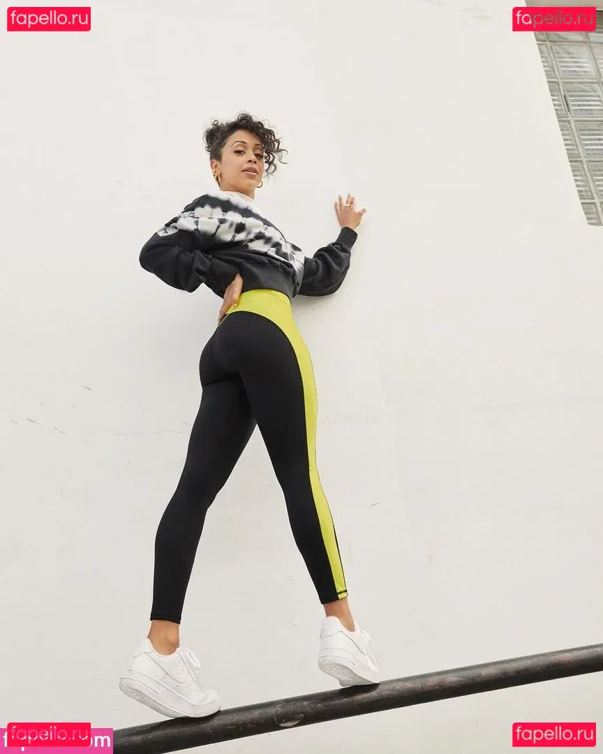 Liza Koshy Onlyfans Photo Gallery 