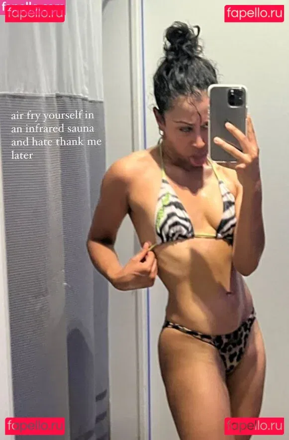 Liza Koshy Onlyfans Photo Gallery 