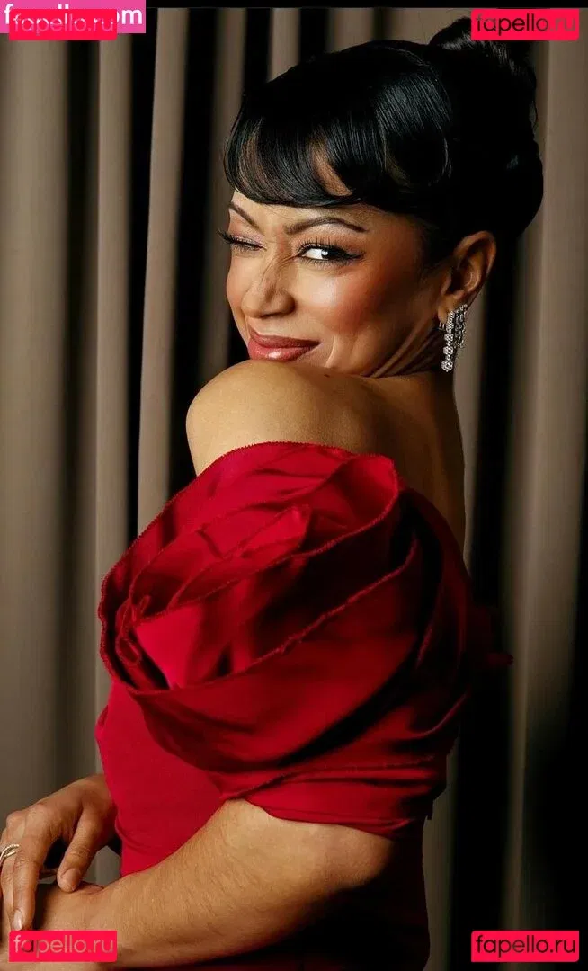 Liza Koshy Onlyfans Photo Gallery 