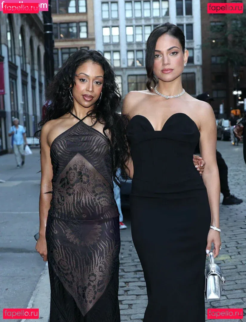 Liza Koshy Onlyfans Photo Gallery 