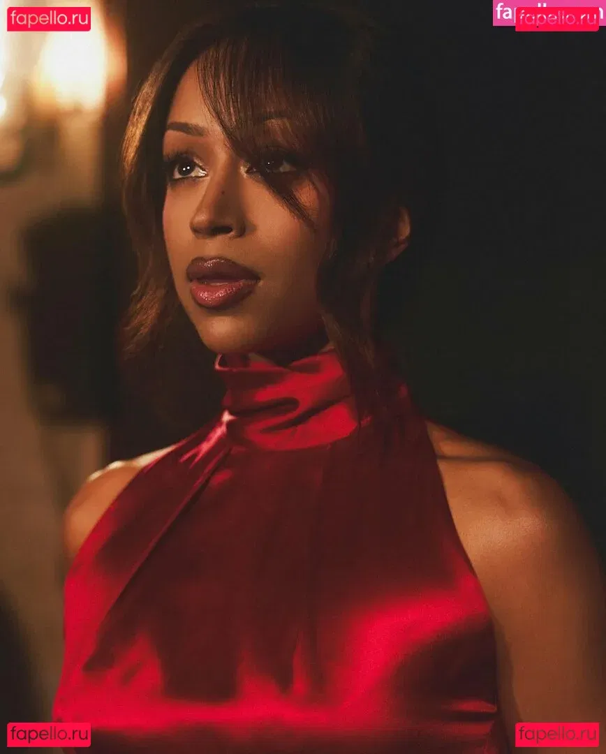 Liza Koshy Onlyfans Photo Gallery 