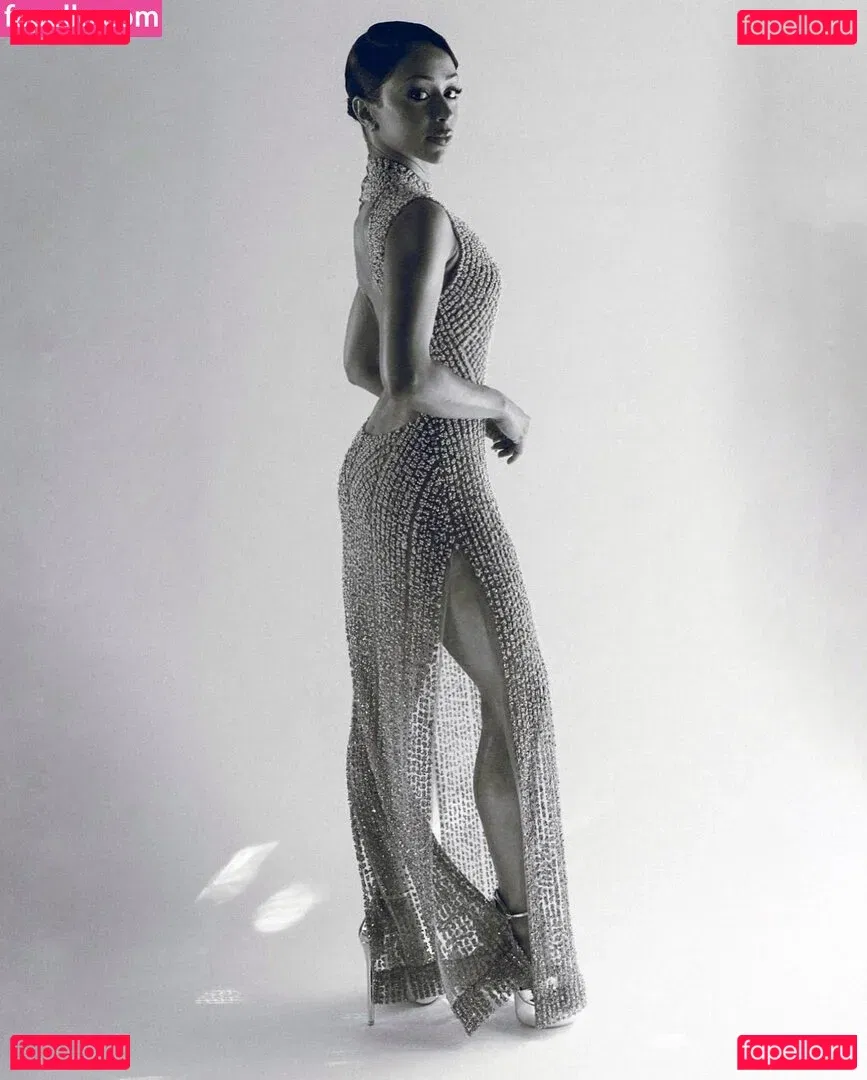 Liza Koshy Onlyfans Photo Gallery 