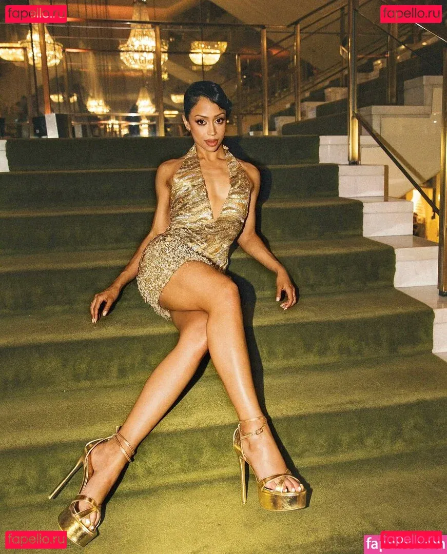 Liza Koshy Onlyfans Photo Gallery 