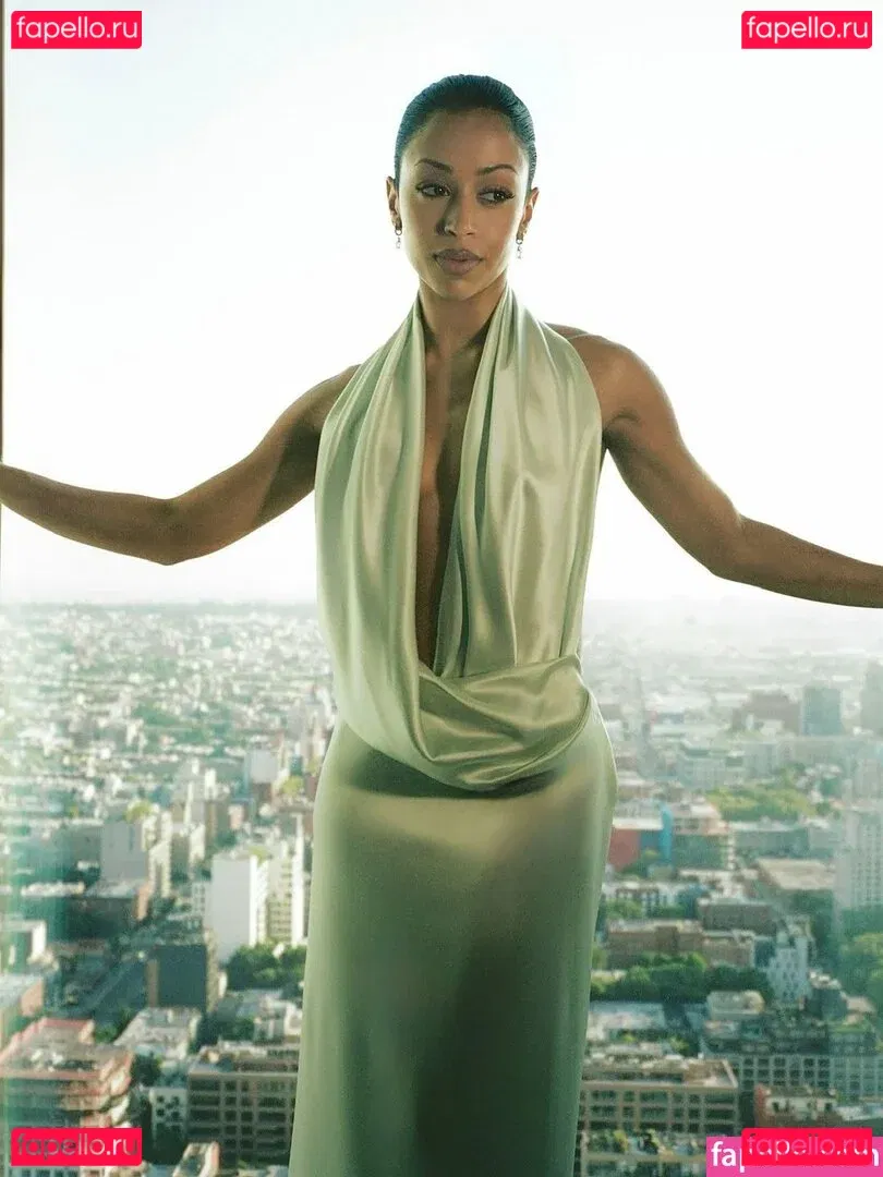 Liza Koshy Onlyfans Photo Gallery 