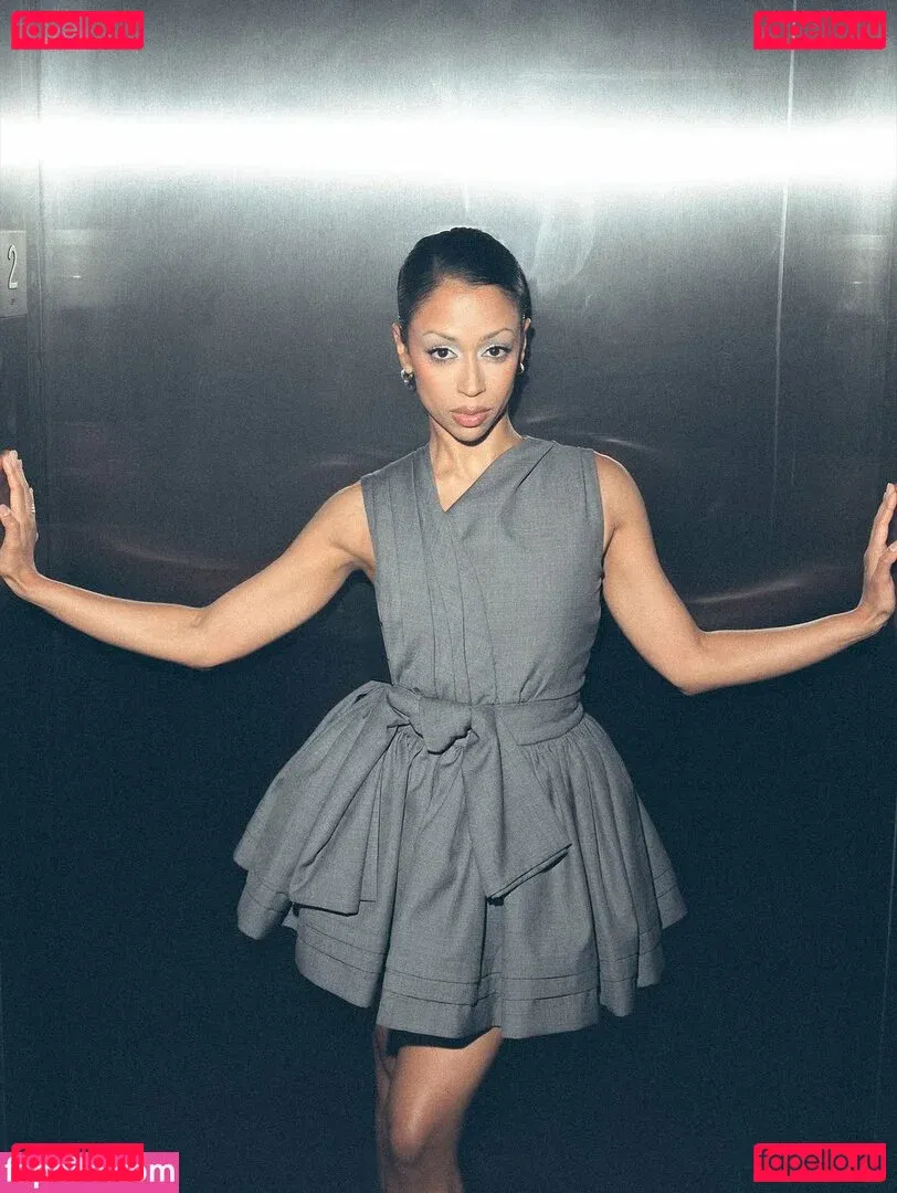 Liza Koshy Onlyfans Photo Gallery 