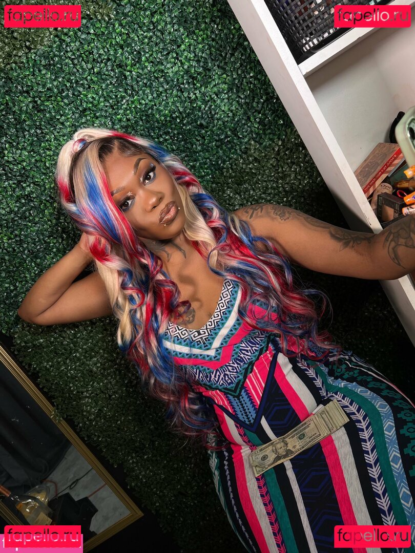 MRSFEEDMEENT / Realmrsfeedme / mrsfeedme / msfeedme / msfeedmeent / timeismoneysz Onlyfans Photo Gallery 