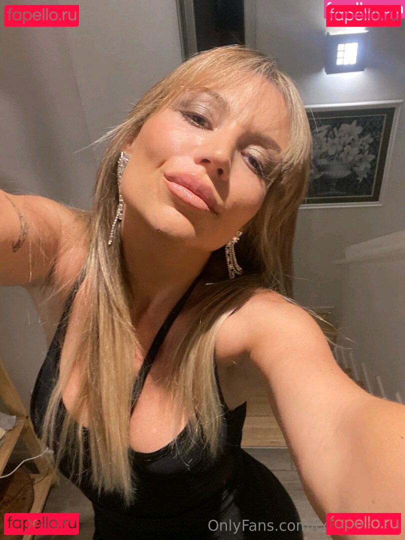 bannkgotit / cougarshell Onlyfans Photo Gallery 