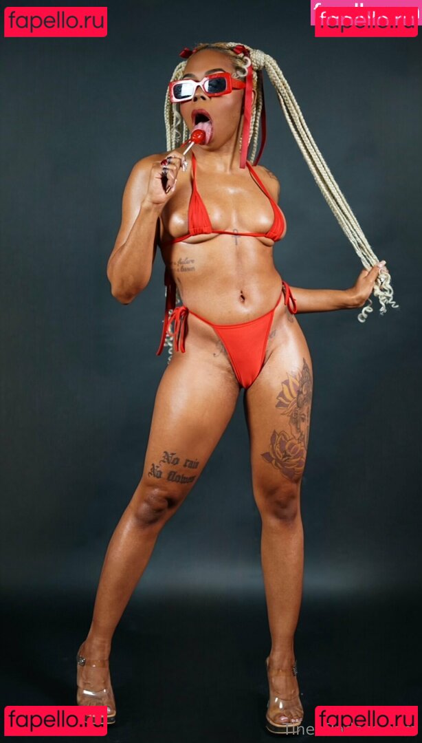 tineebadassfree Nude Onlyfans Photo 31