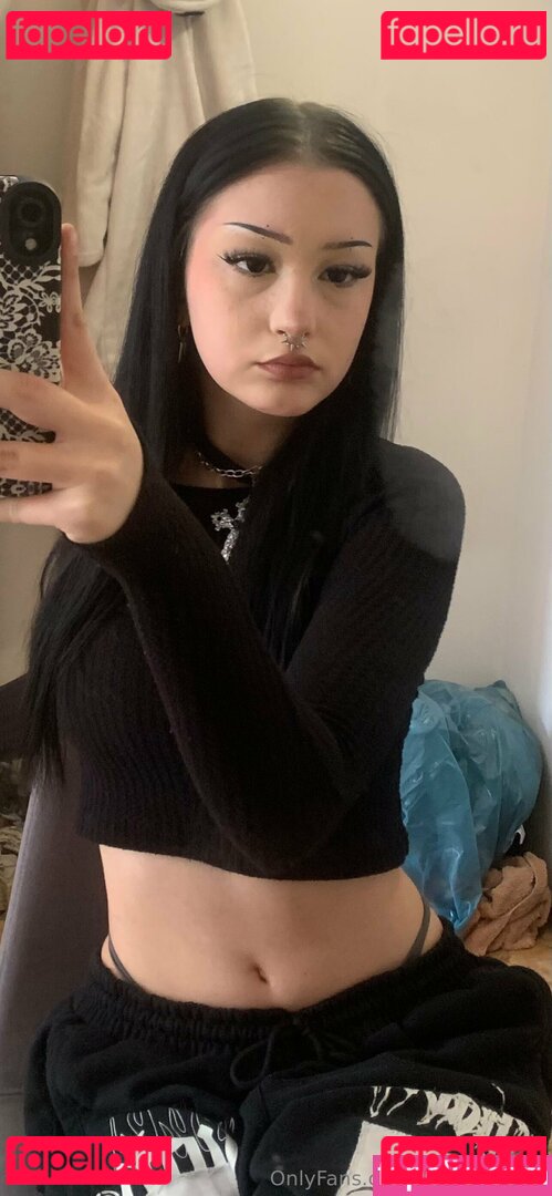 Zuzinkaa / zuz.ankaa.aa / zuzankaa18 Onlyfans Photo Gallery 