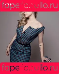 Avril Lavigne Onlyfans Photo Gallery 