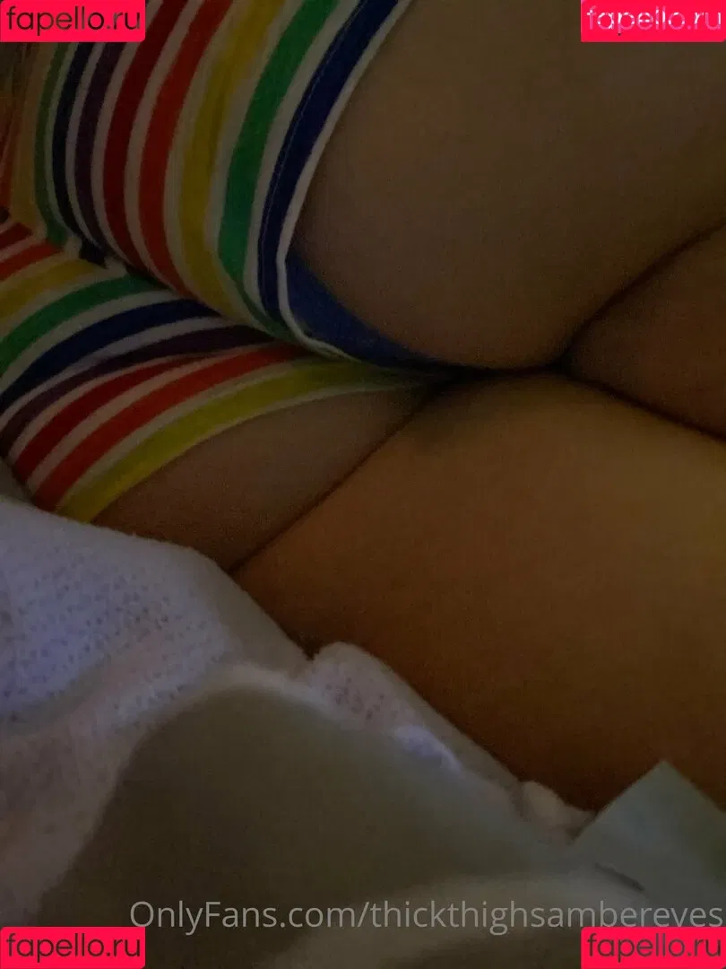 thickthighsambereyes Onlyfans Photo Gallery 