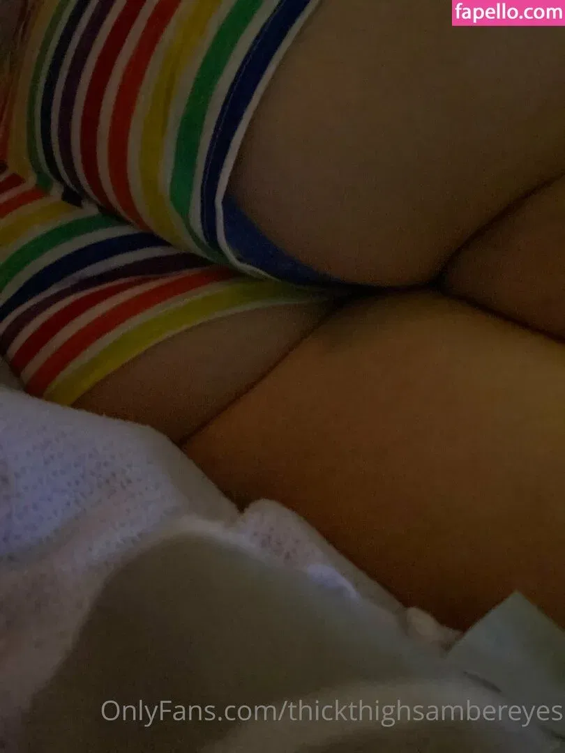 thickthighsambereyes Onlyfans Photo Gallery 