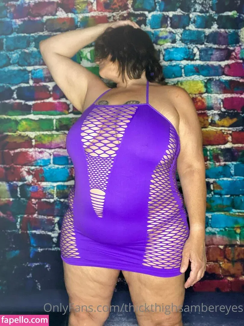 thickthighsambereyes Onlyfans Photo Gallery 