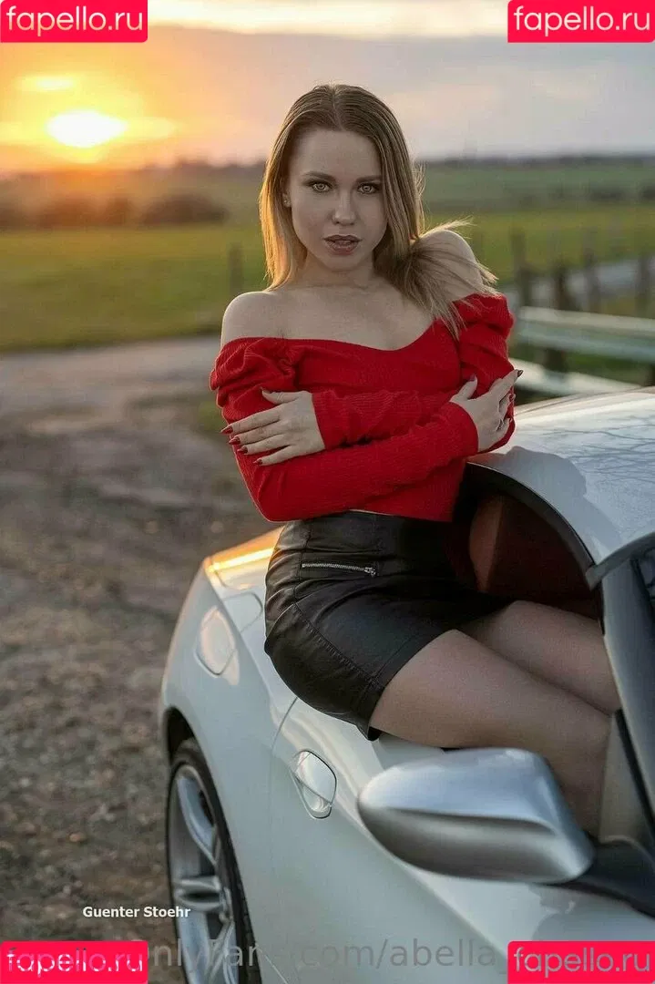 abella_chaseq Onlyfans Photo Gallery 