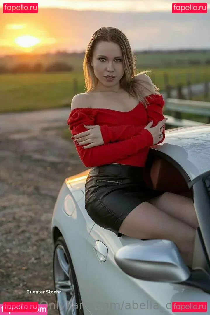 abella_chaseq Onlyfans Photo Gallery 