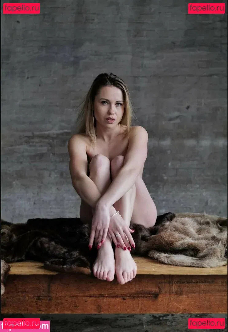 abella_chaseq Onlyfans Photo Gallery 