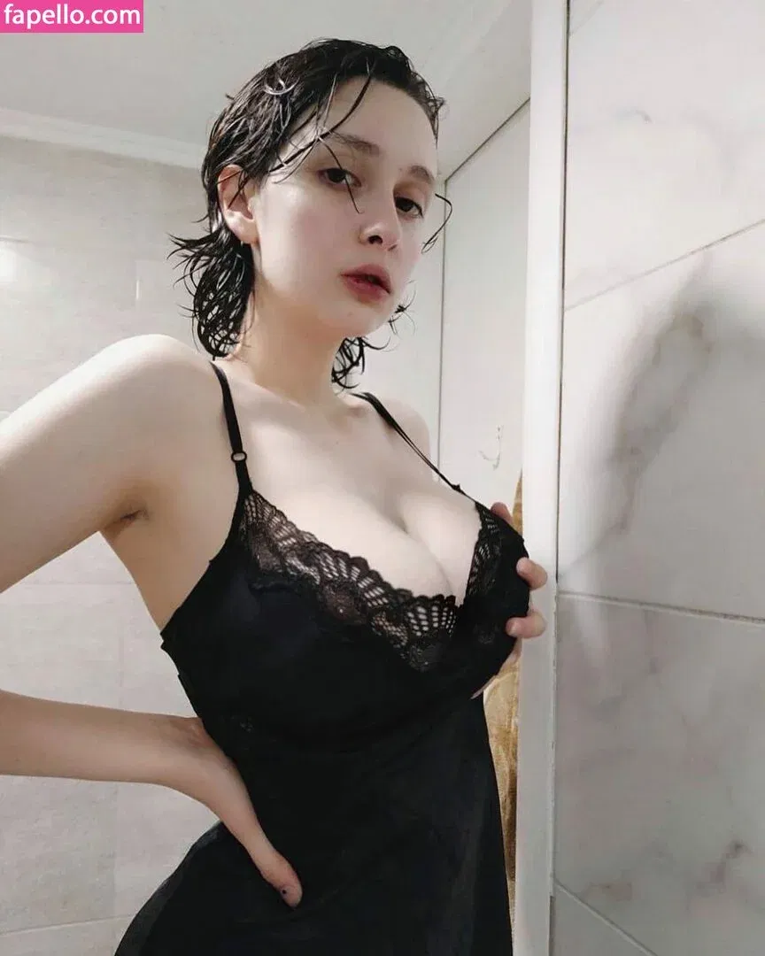 Helga Amor Onlyfans Photo Gallery 