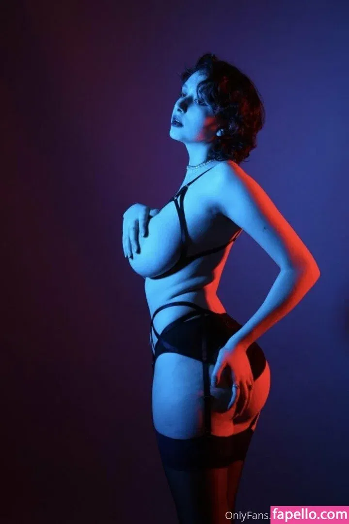 Helga Amor Onlyfans Photo Gallery 