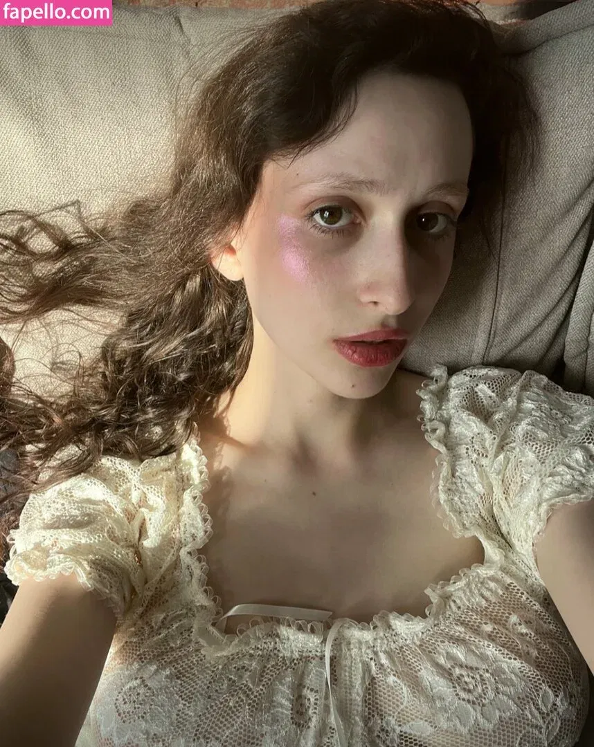 Helga Amor Onlyfans Photo Gallery 