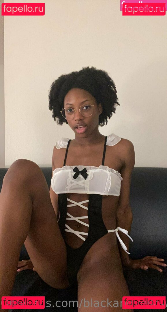 blackandyellownsfw Nude Onlyfans Photo 26