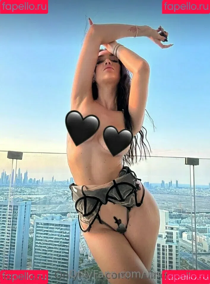 verysallyish Onlyfans Photo Gallery 
