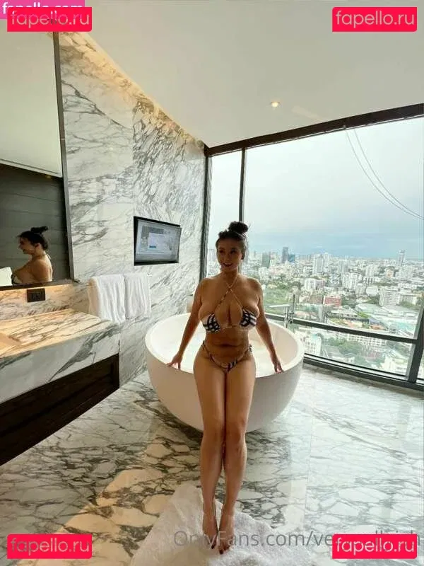 verysallyish Onlyfans Photo Gallery 