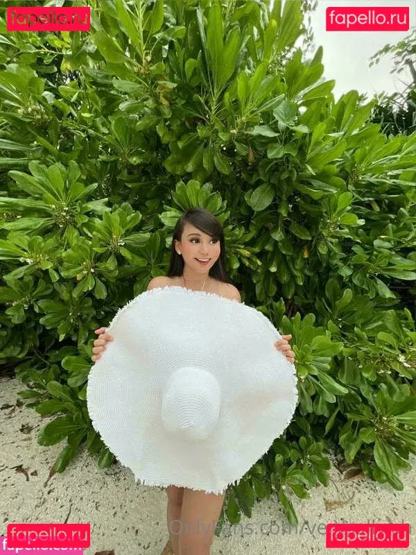 verysallyish Onlyfans Photo Gallery 