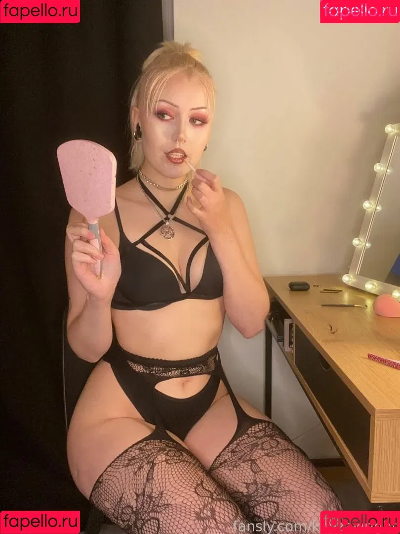 altbabekenza Onlyfans Photo Gallery 