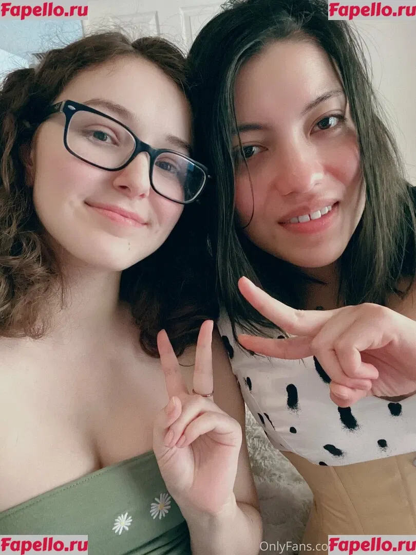 leanalovings Onlyfans Photo Gallery 