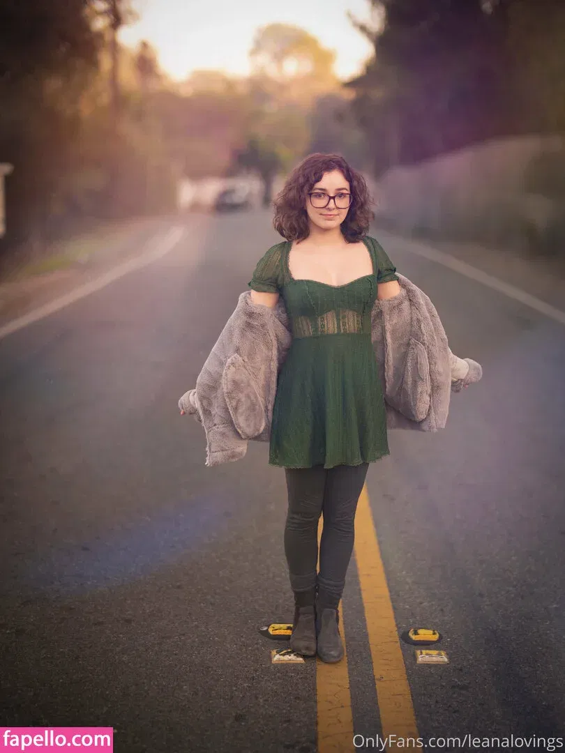 leanalovings Onlyfans Photo Gallery 