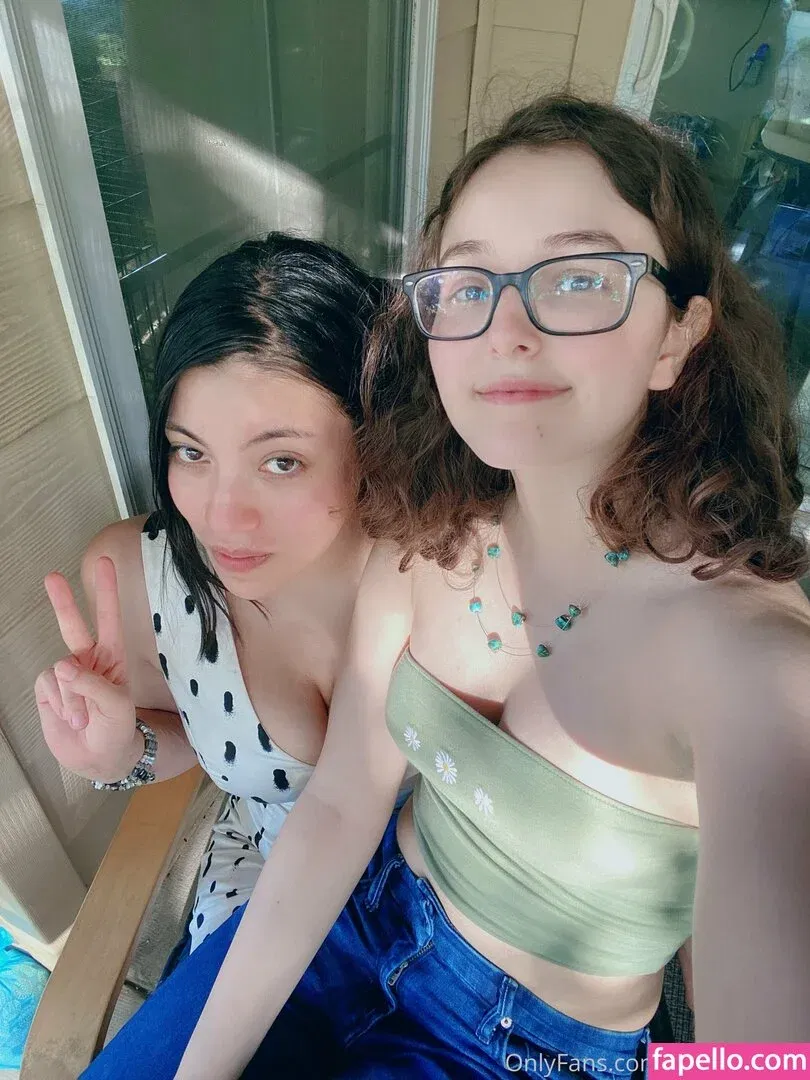 leanalovings Onlyfans Photo Gallery 