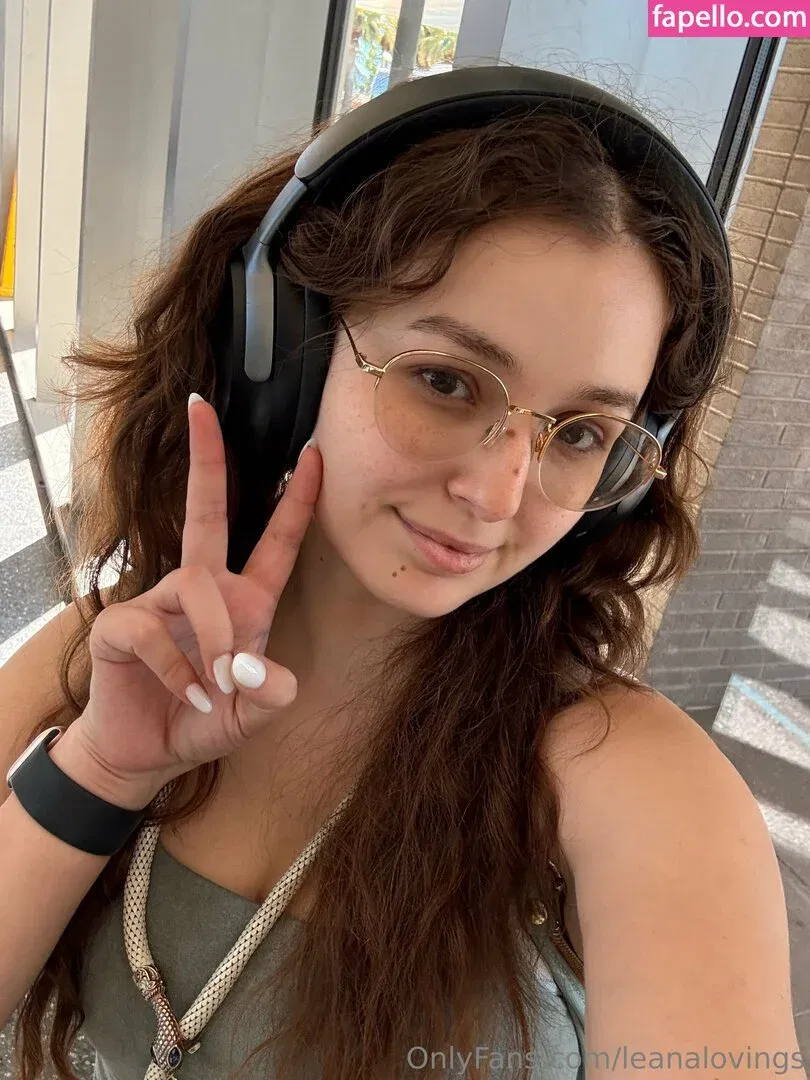 leanalovings Onlyfans Photo Gallery 
