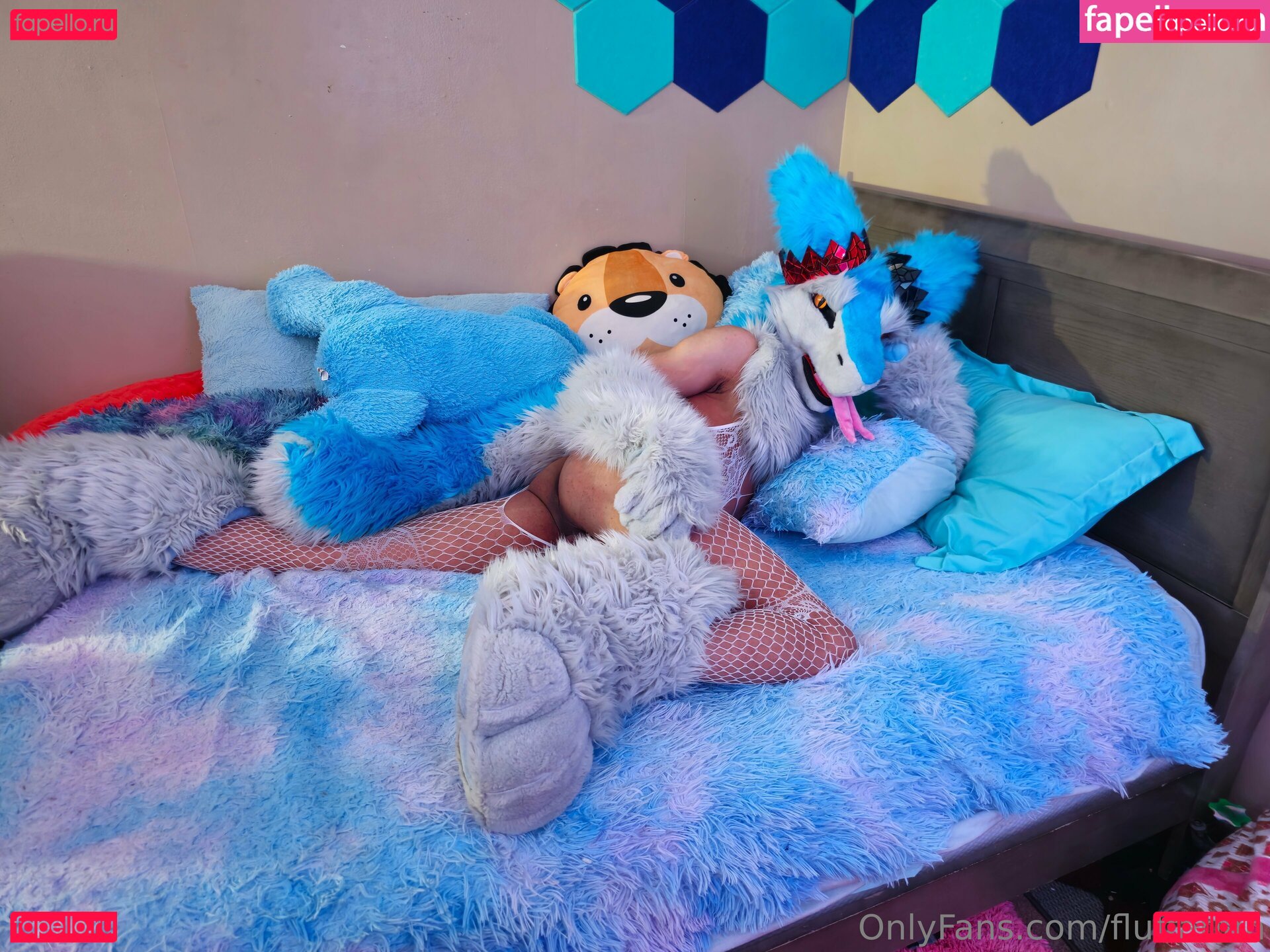 fluffarian Nude Onlyfans Photo 16