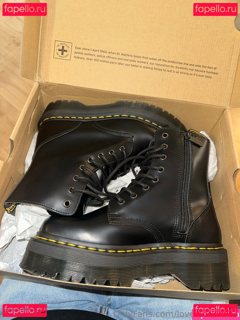 lovehershoess Nude Onlyfans Photo 7