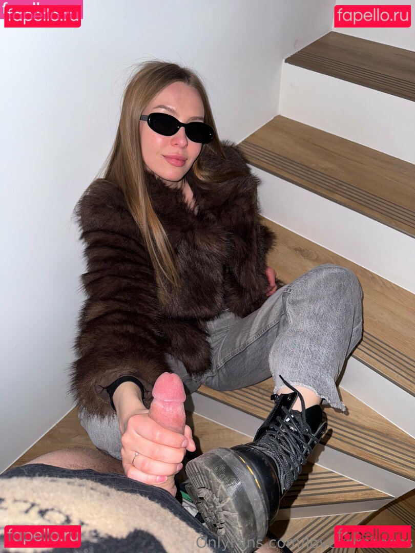 lovehershoess Nude Onlyfans Photo 4