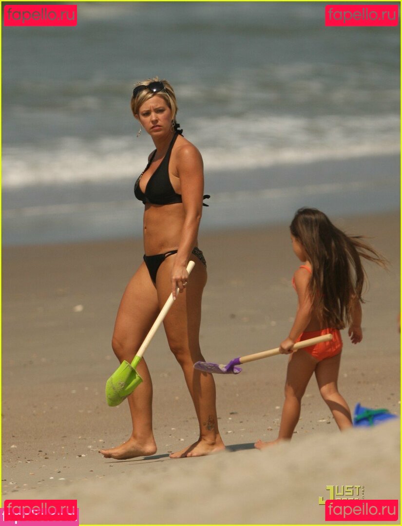 Kate Gosselin Nude Onlyfans Photo 17