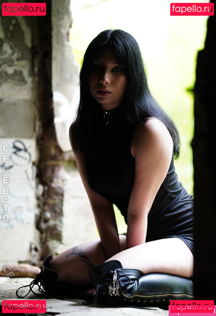 Kleine_Seras Nude Onlyfans Photo 28