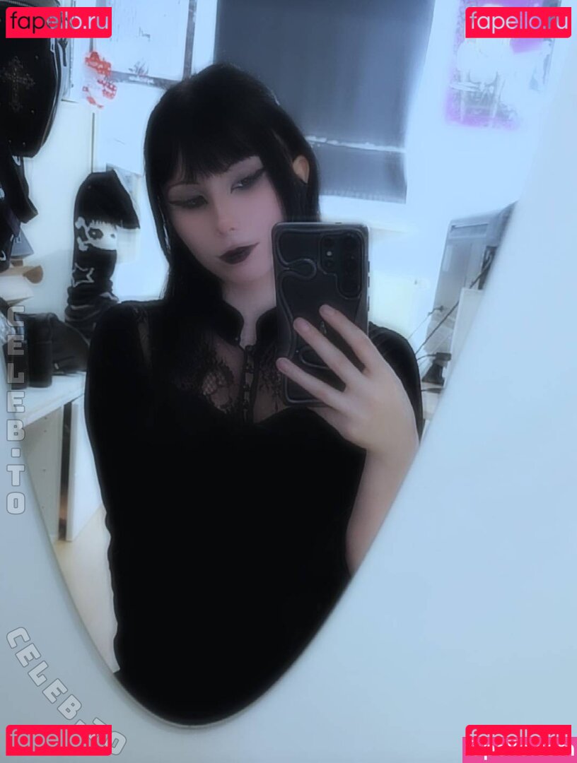 Kleine_Seras Nude Onlyfans Photo 11