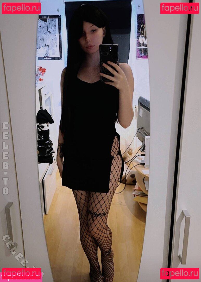 Kleine_Seras Nude Onlyfans Photo 7