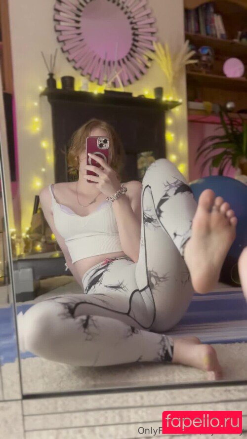 Lilyisflexy Nude Onlyfans Photo 21