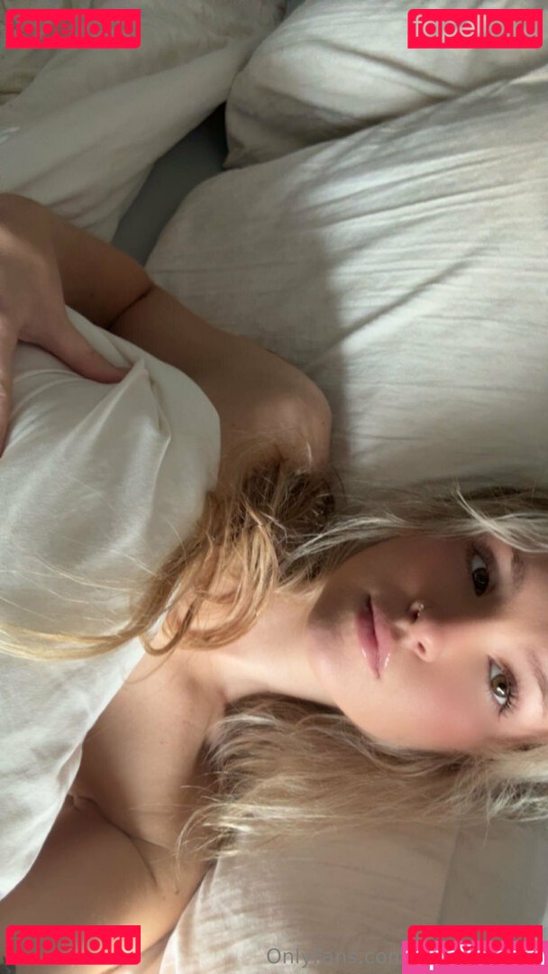 winterrayne__ / winterrrayne Nude Onlyfans Photo 22
