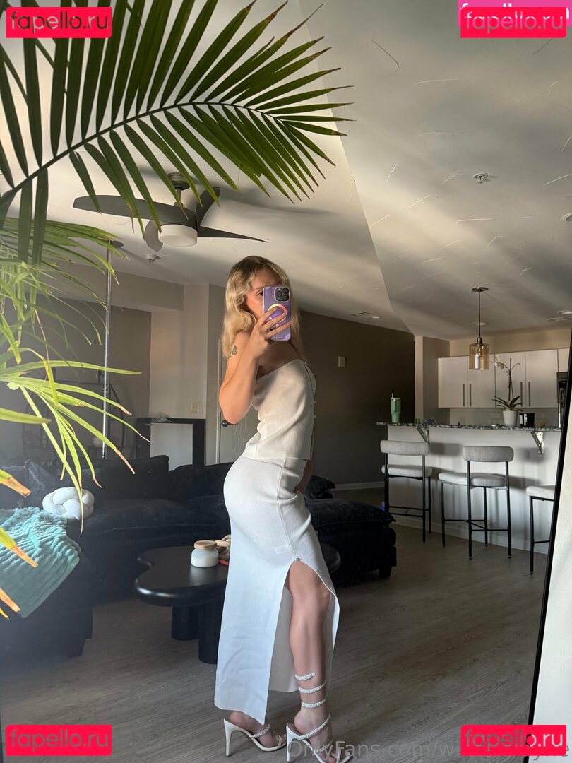 winterrayne__ / winterrrayne Nude Onlyfans Photo 19
