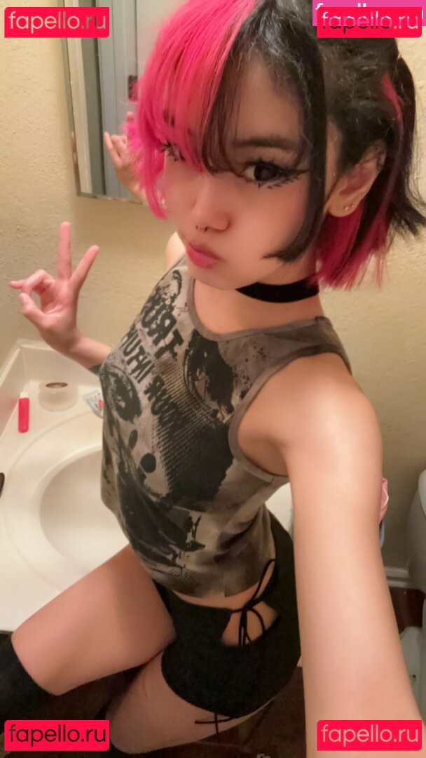 cweamche Nude Onlyfans Photo 16